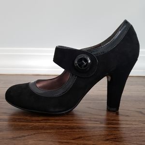 Suede Leather Mary Jane Pump Heels in Black